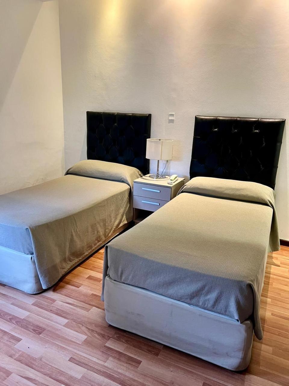 Hotel Vina De Italia Córdoba Exteriör bild