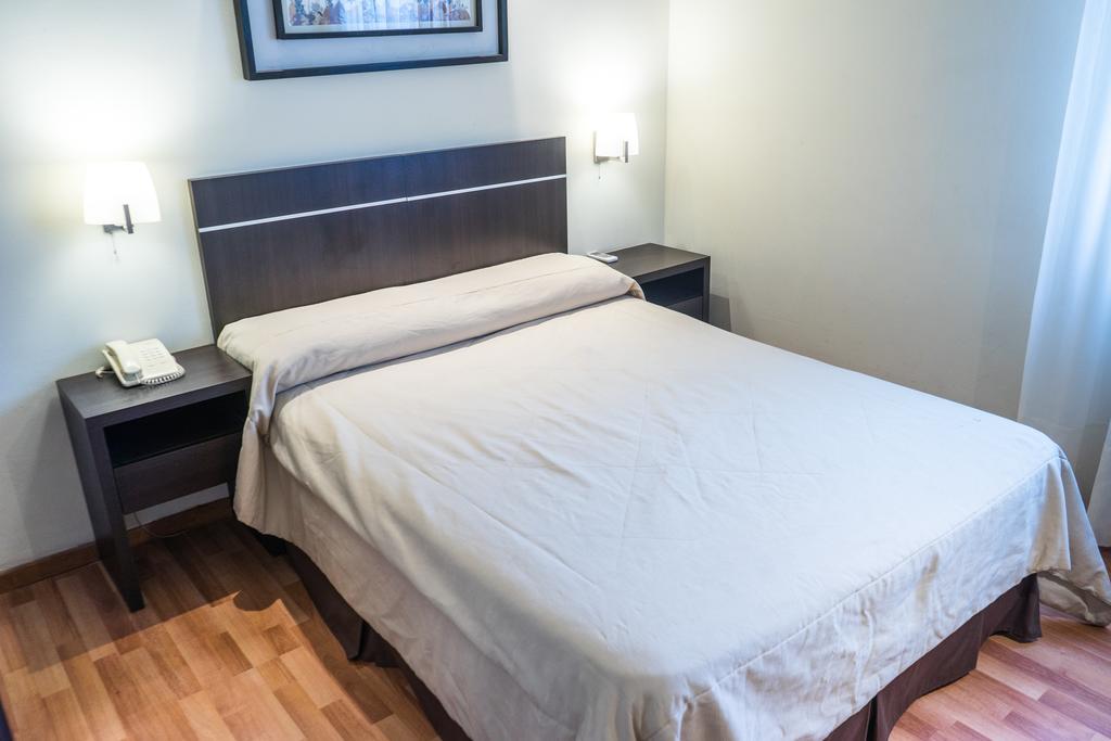 Hotel Vina De Italia Córdoba Exteriör bild